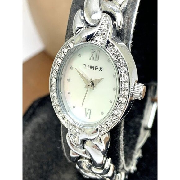 Timex Women\'s Watch TW2T49700 Quartz Mother of Pearl Silver Steel Oval Petite main image 5
